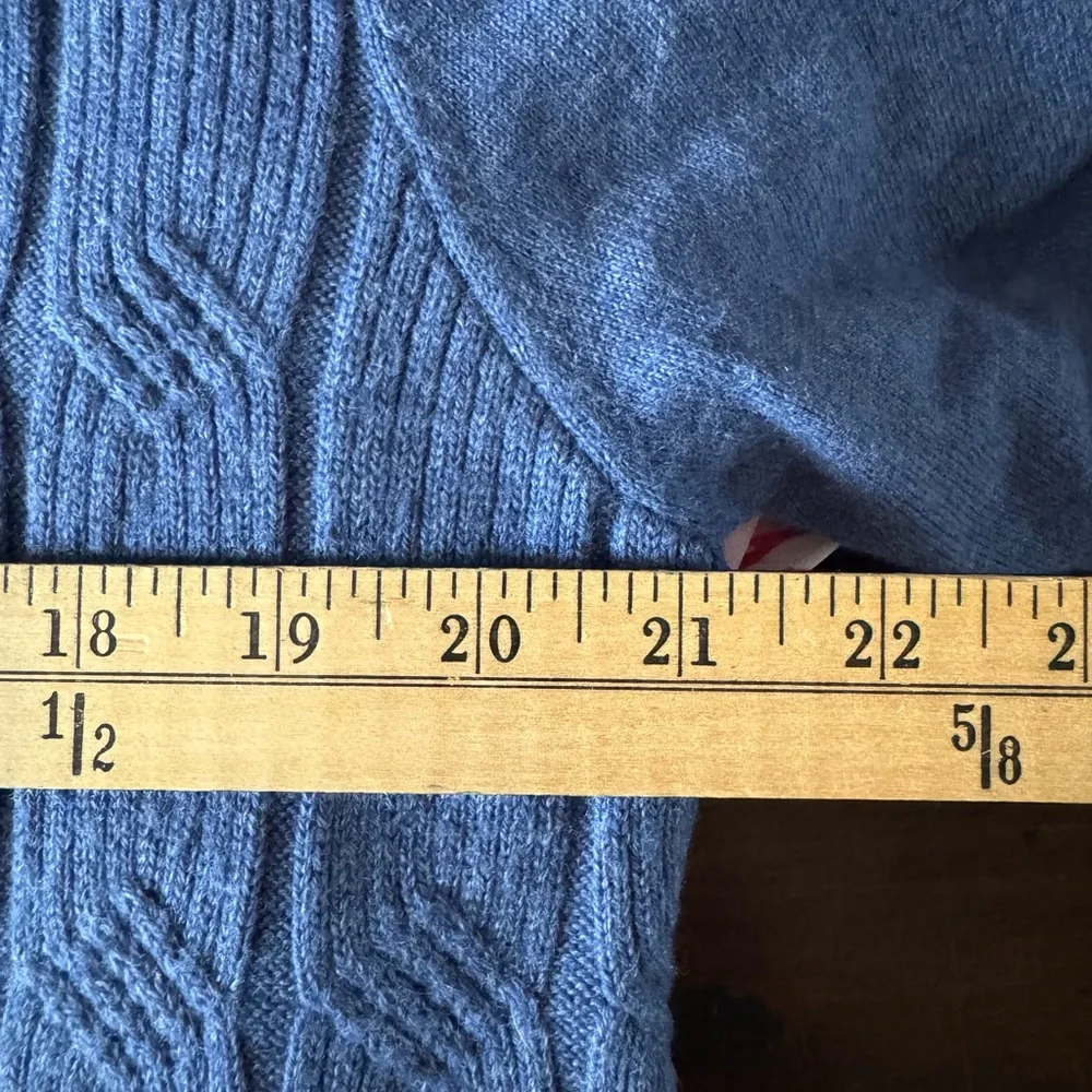 Turnbury Merino Wool Blue V-Neck Sweater